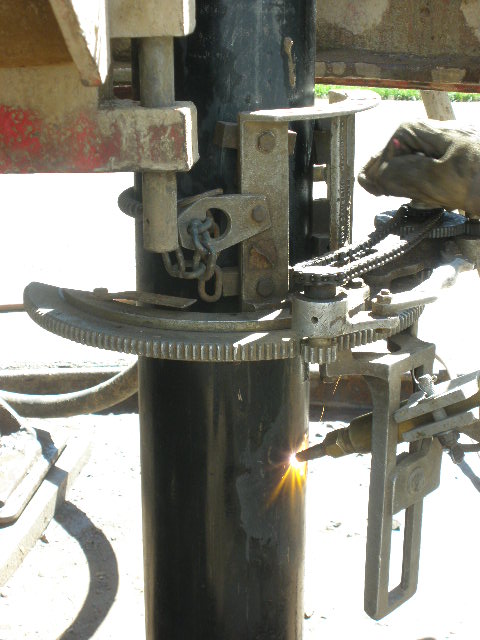 Welding additional casing onto the well pipe